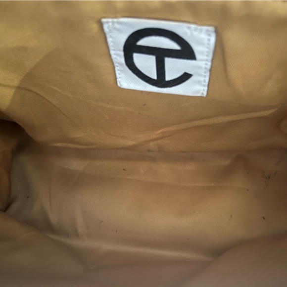 Telfar Medium shopping bag. Mustard - Picture 5 of 9